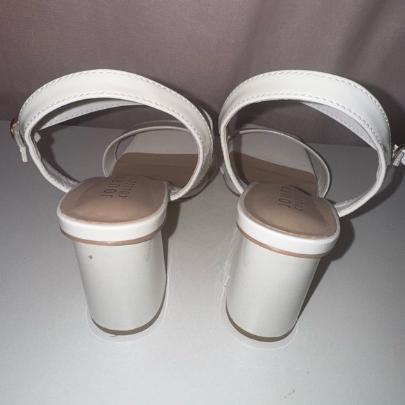 Journee Collection White Heels with Ankle Strap sz 8 - Picture 3 of 4